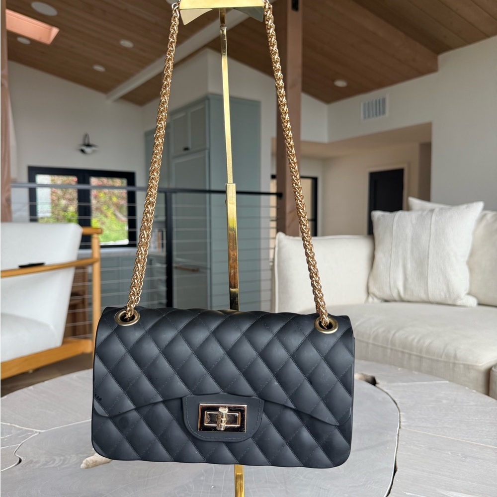 Silicone Black Quilted Shoulder Bag